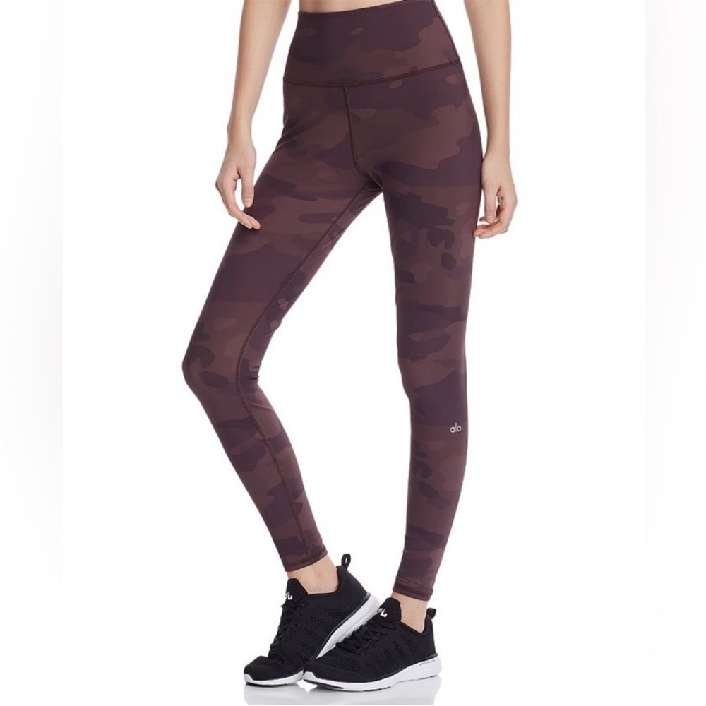 Alo high waisted brown camo leggings